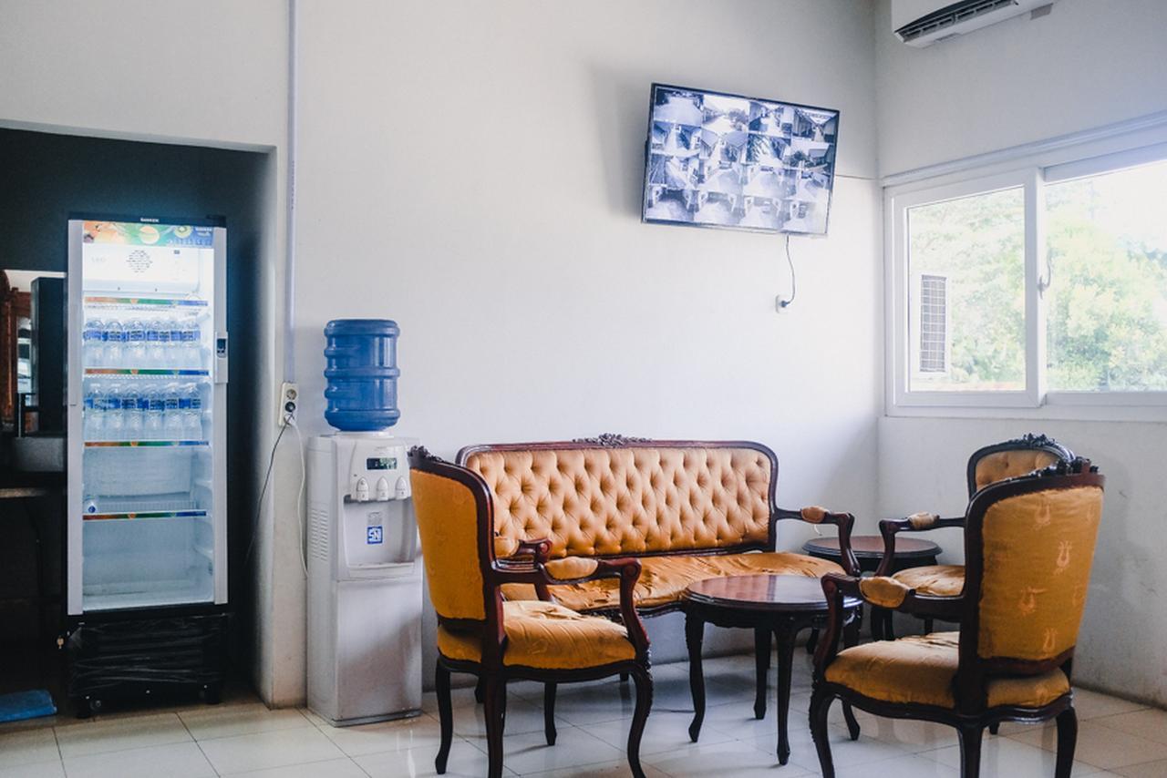 Reddoorz Near Sirkuit Sentul Bogor Exterior foto